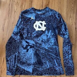Jordan Men's Long Sleeve Shirt UNC Blue Black Graphic